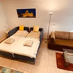 Apartment In Kreuzberg *
